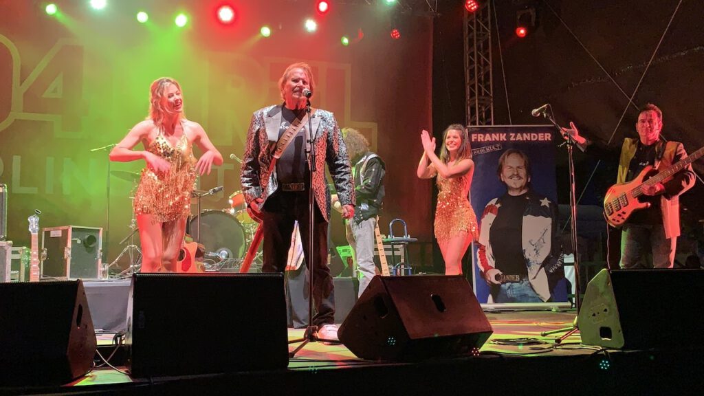 Auftritt von Frank Zander beim Baumblütenfest 2019