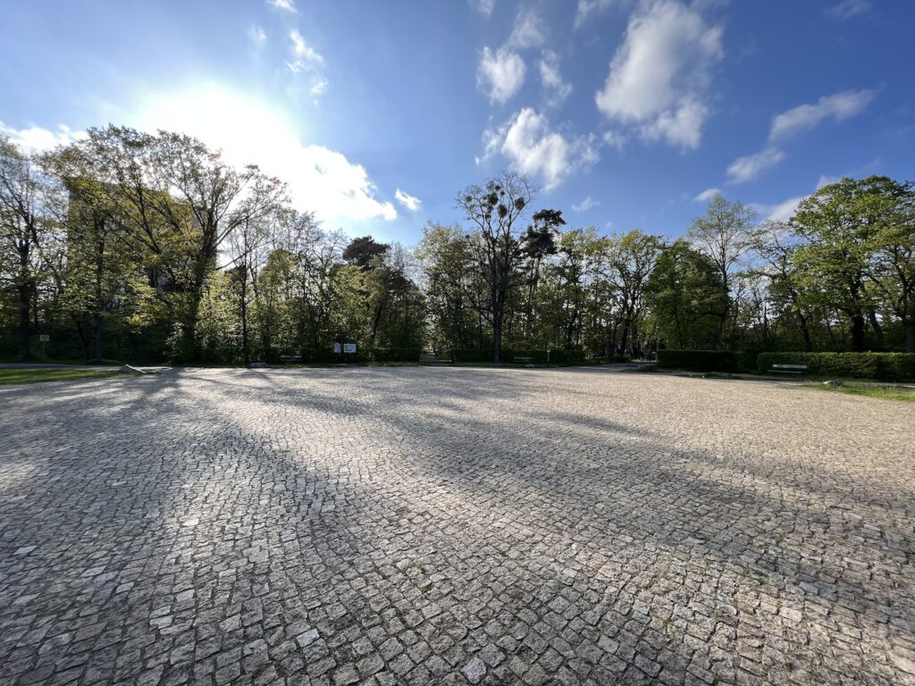Rondell vor dem Jadgschloss Stern in Potsdam