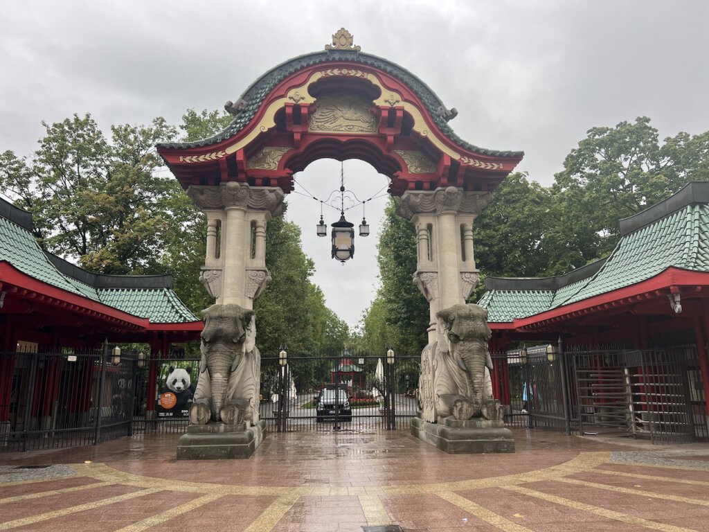 Elefantentor am Berliner Zoo