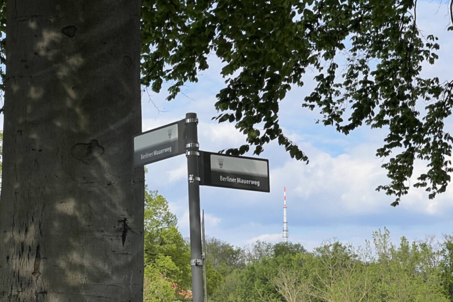 Berliner Mauerweg: Radtour auf dem ehemaligen Grenzstreifen Screenshot
