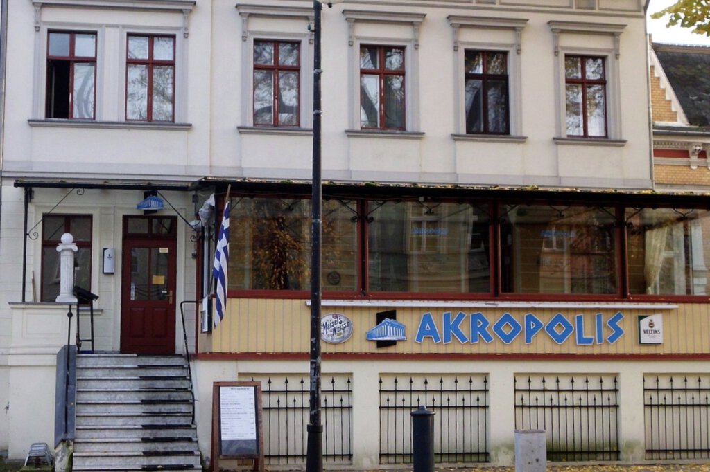 Restaurant Akropolis mit Marmortreppe in Werder (Havel) Foto: 2010